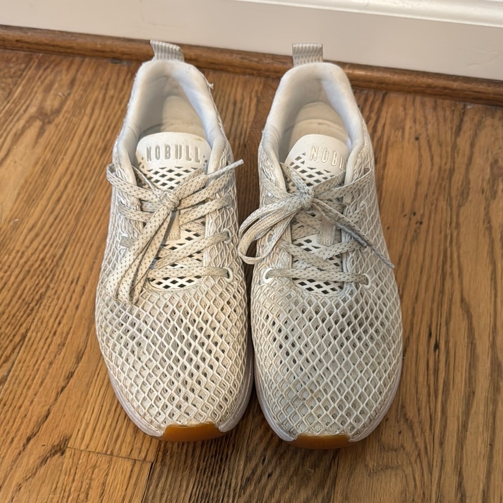 NOBULL White Sneakers Lightweight Breathable Design